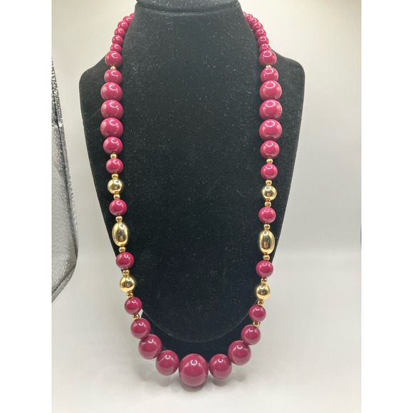 Red and Gold Beaded 25.25 Inch Necklaces! - Picture 4 of 7